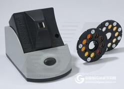 加德纳色度目视比色仪 产品货号: wi119437 产 地: 英国罗维邦