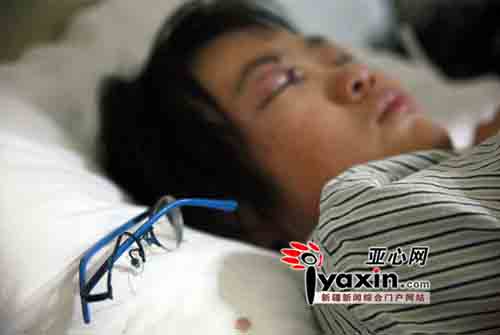 各地动态 > 正文      10月27日上午,小红(化名)躺在新疆医科大学第一