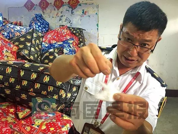 广西一学校查出6000床“黑心棉”