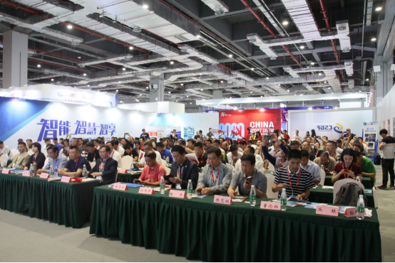 2019学校智慧体育暨体育场馆智能化建设报告交流会在沪隆重举办