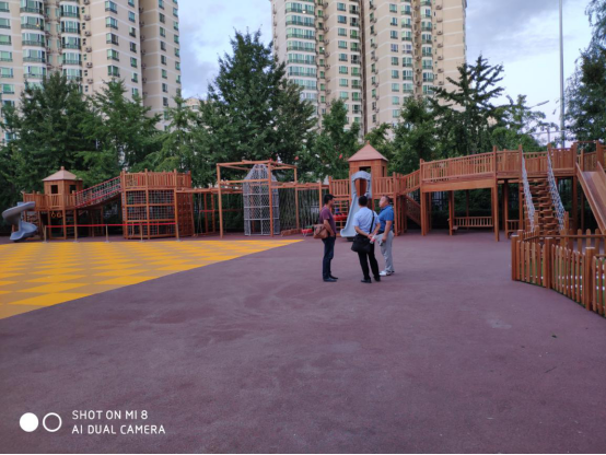 北京鑫特乐携手中国人民大学幼儿园，共建优质户外游乐环境