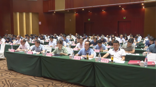 合肥市教育局召开全市教育系统年中工作会议