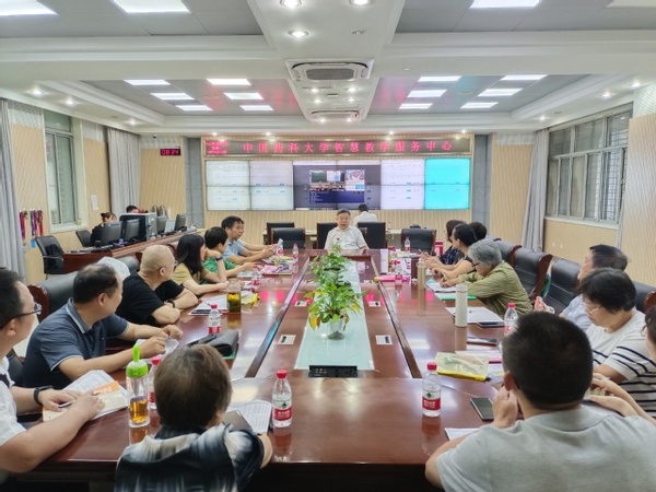 中國藥科大學領導帶隊開展新學期教學檢查