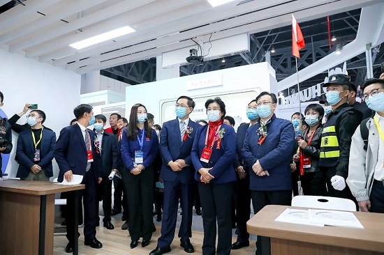 智慧教室如何落地？來“教育裝備展”看華為的經驗