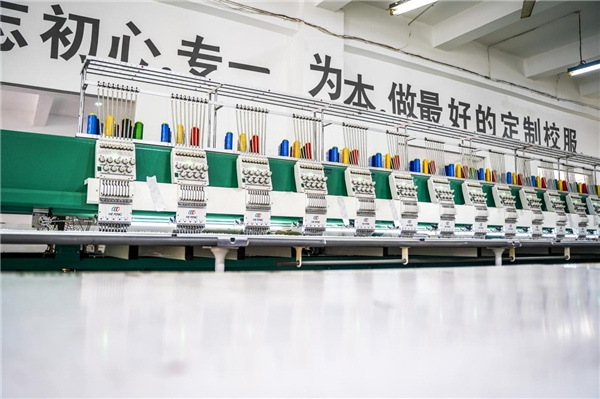 家長看過來！選校服定制廠家一定要關注售前售后！