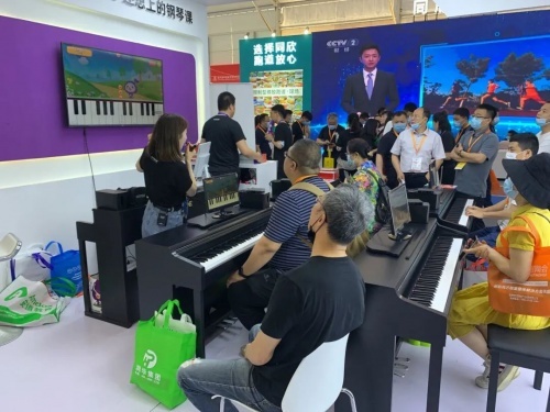 小葉子The ONE亮相第79屆中國教育裝備展示會，TheONE智能音樂教室大受歡迎