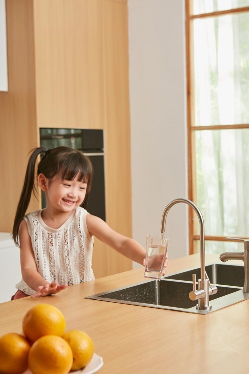 纯净水是宝宝健康饮水的最佳选择吗？听听专家怎么说
