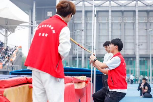 北京工商大學舉行2024年新生運動會暨首屆教職工運動嘉年華