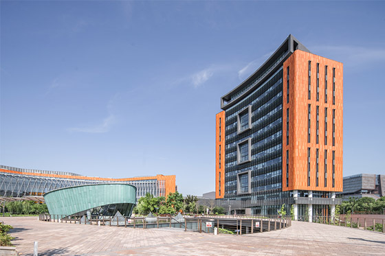 西交利物浦大學：積極推進校政企合作 西浦學習超市創建公開課系列