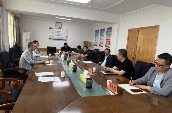 甘肃民族师范学院高君智、贡力赴省民委汇报对接工作