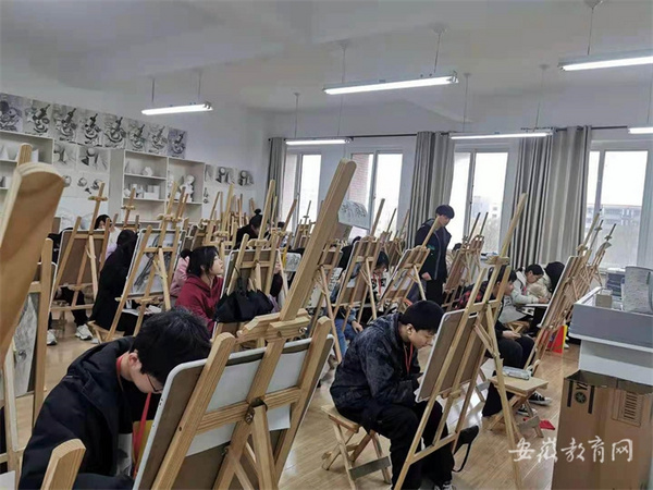 蚌埠市緊盯社會需求加快構建現代職業教育體系