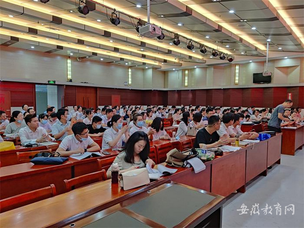 亳州市137名職教工作者競技能賽業務