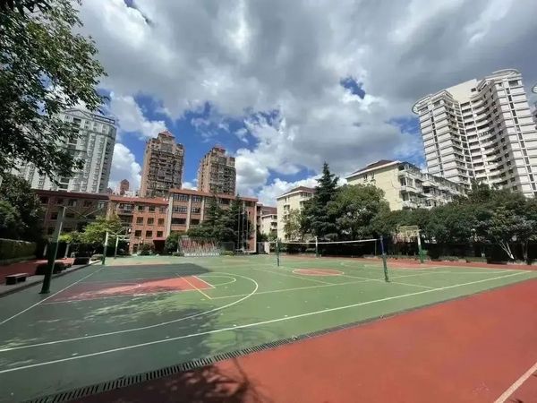 上海1100余所中小學體育場地免費開放 市民身邊的“健身場”又回來了