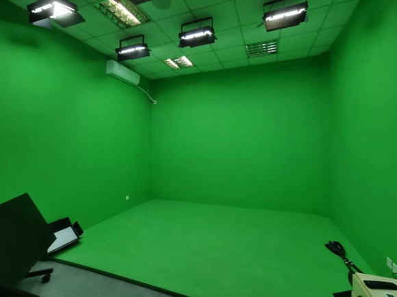 親臨體驗嘆為觀止 ——奧圖碼5G遠程教育解決方案直錄播教室觀感