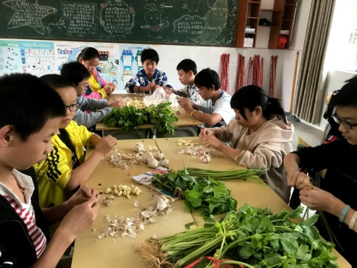 江西大余：讓勞動課成為快樂學習的課堂